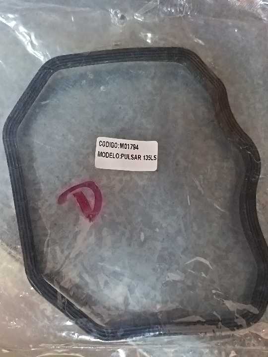 Pulsar 135 caucho tapa válvula chino