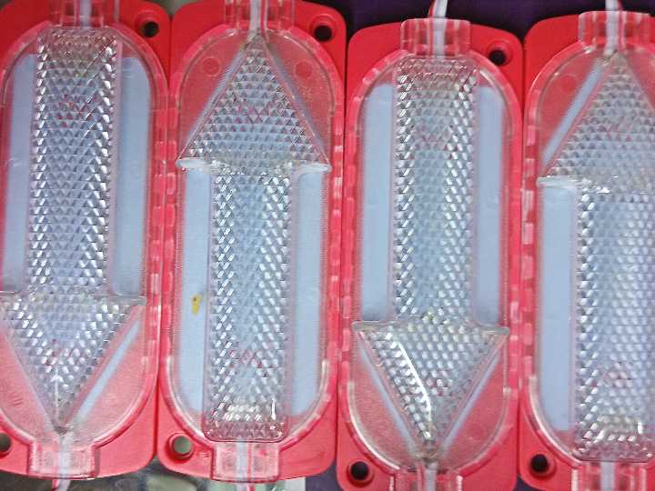 Luz Led rojo chino